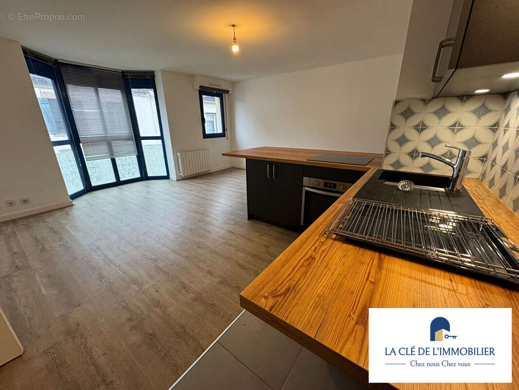 Appartement 50 m² à Quimper  - photo 2