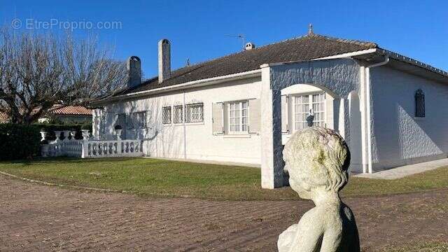 Maison à SAINT-LOUBES
