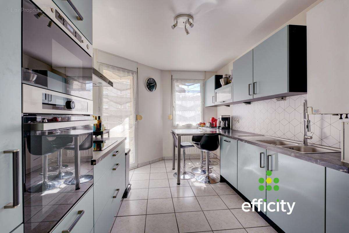 Appartement à VILLEURBANNE