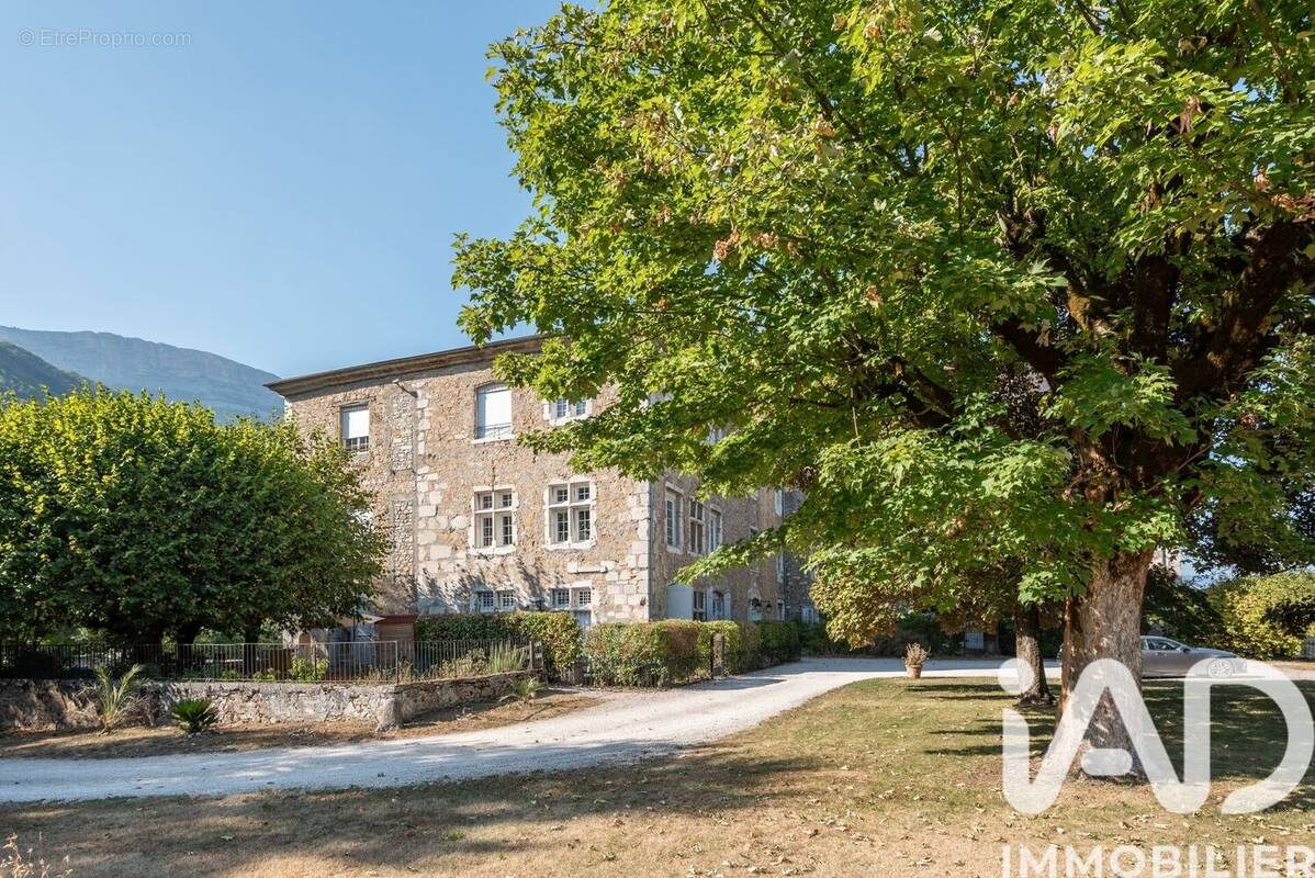 Photo 1 - Appartement à VARCES-ALLIERES-ET-RISSET