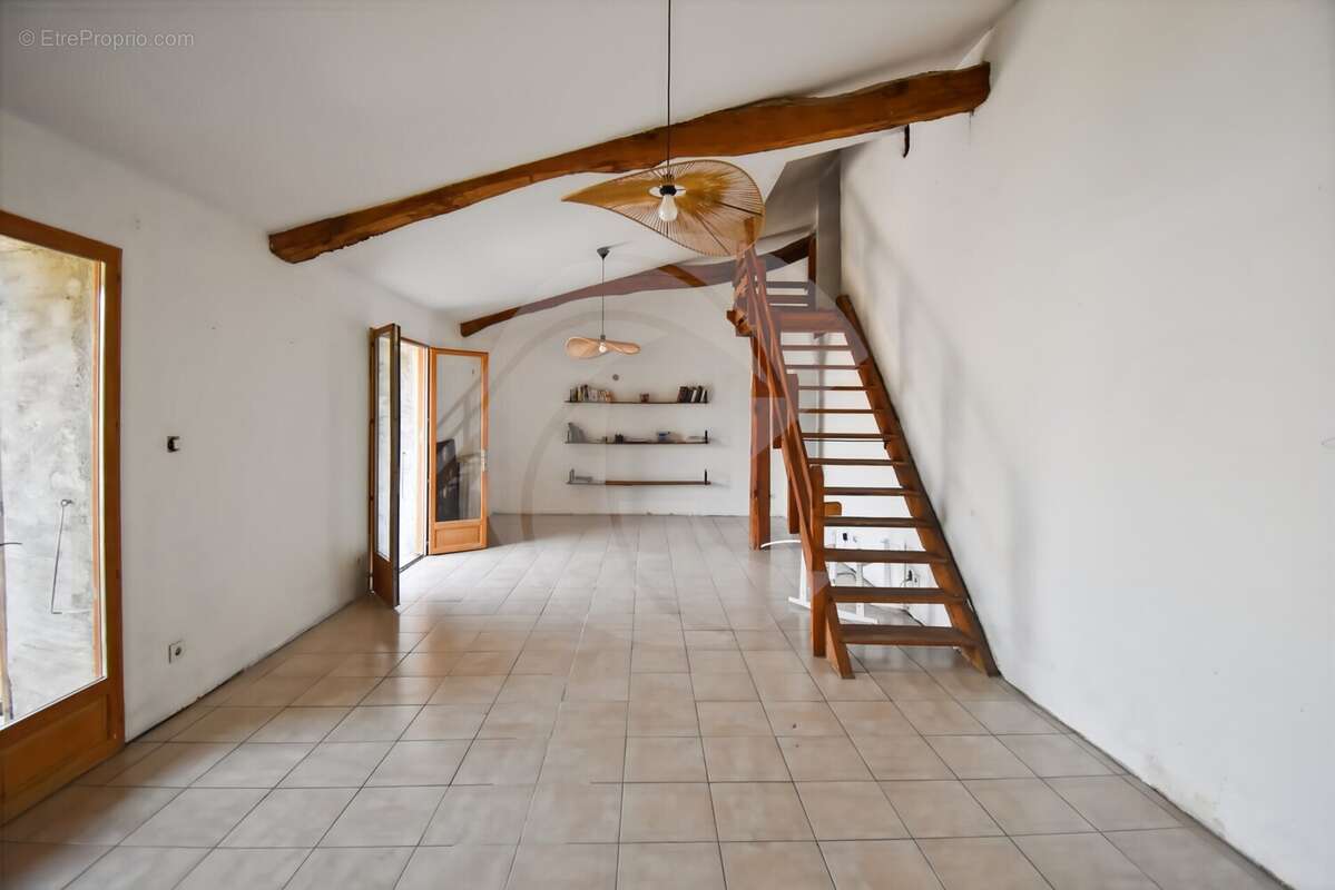 Maison à MONTECH