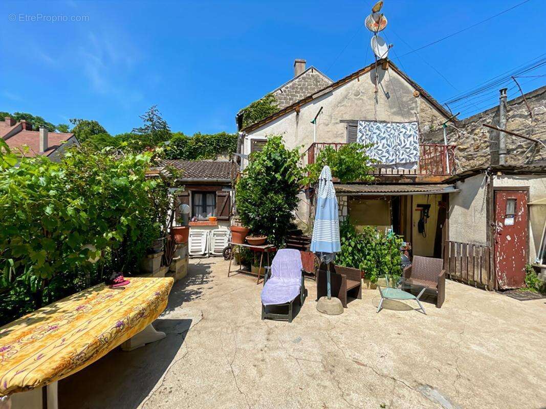 Maison à AUVERS-SUR-OISE