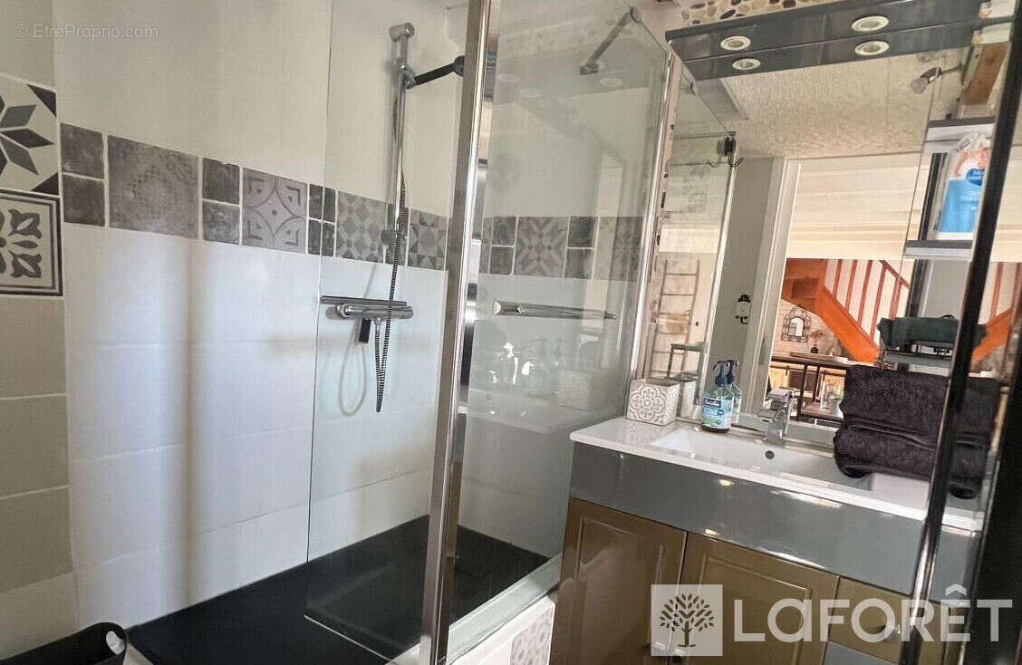 Appartement à MIREVAL