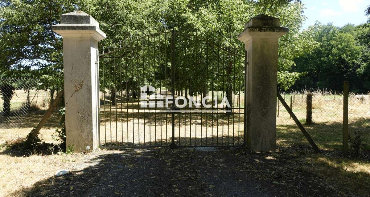 Maison à BALLAN-MIRE