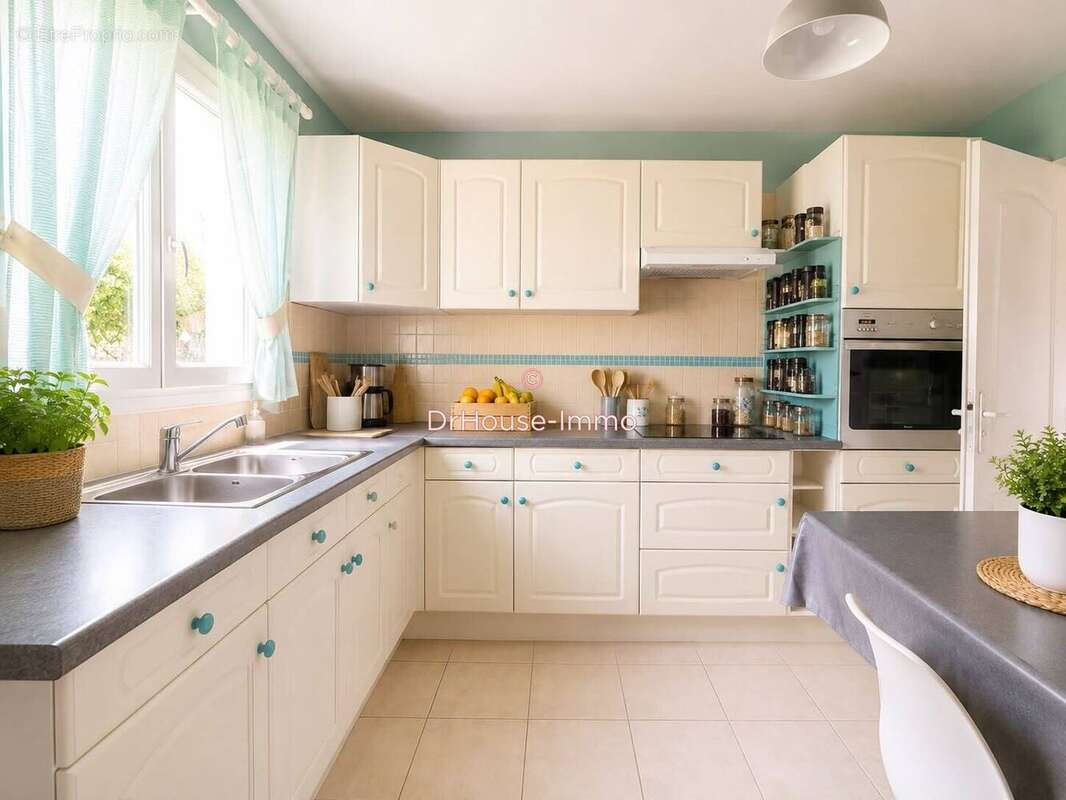 Maison 150 m² à Ambares-Et-Lagrave  - photo 4