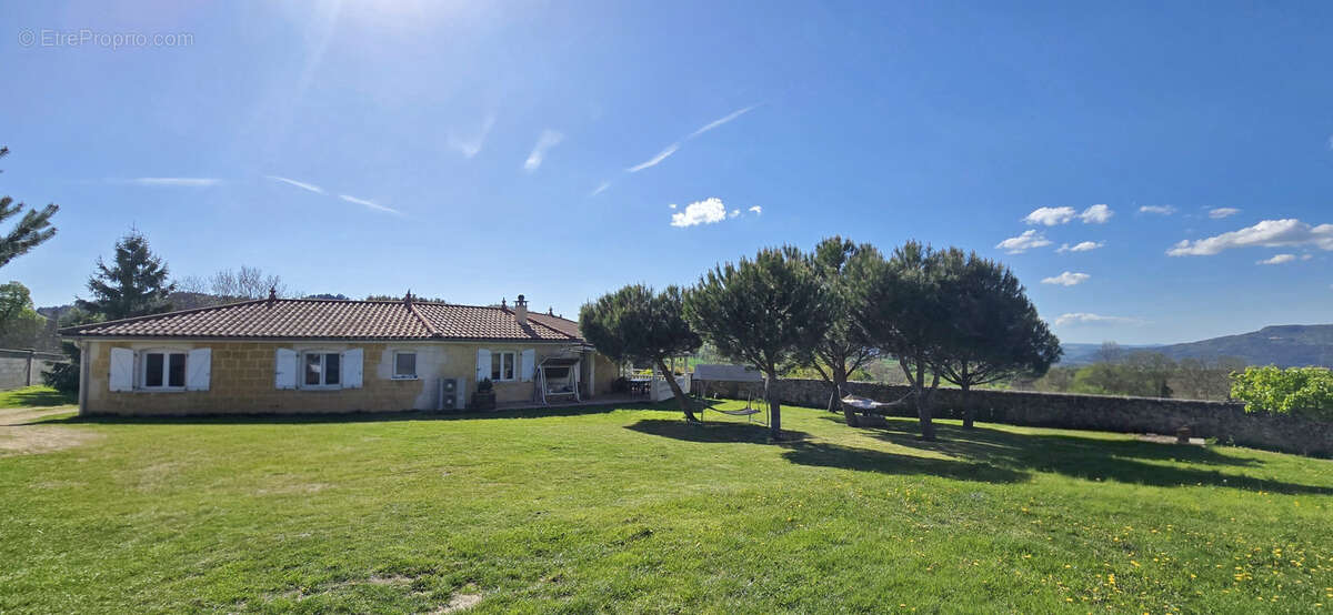 Maison à BEAUX