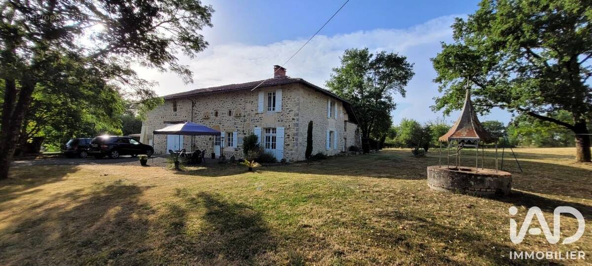 Photo 1 - Maison à GENOUILLAC