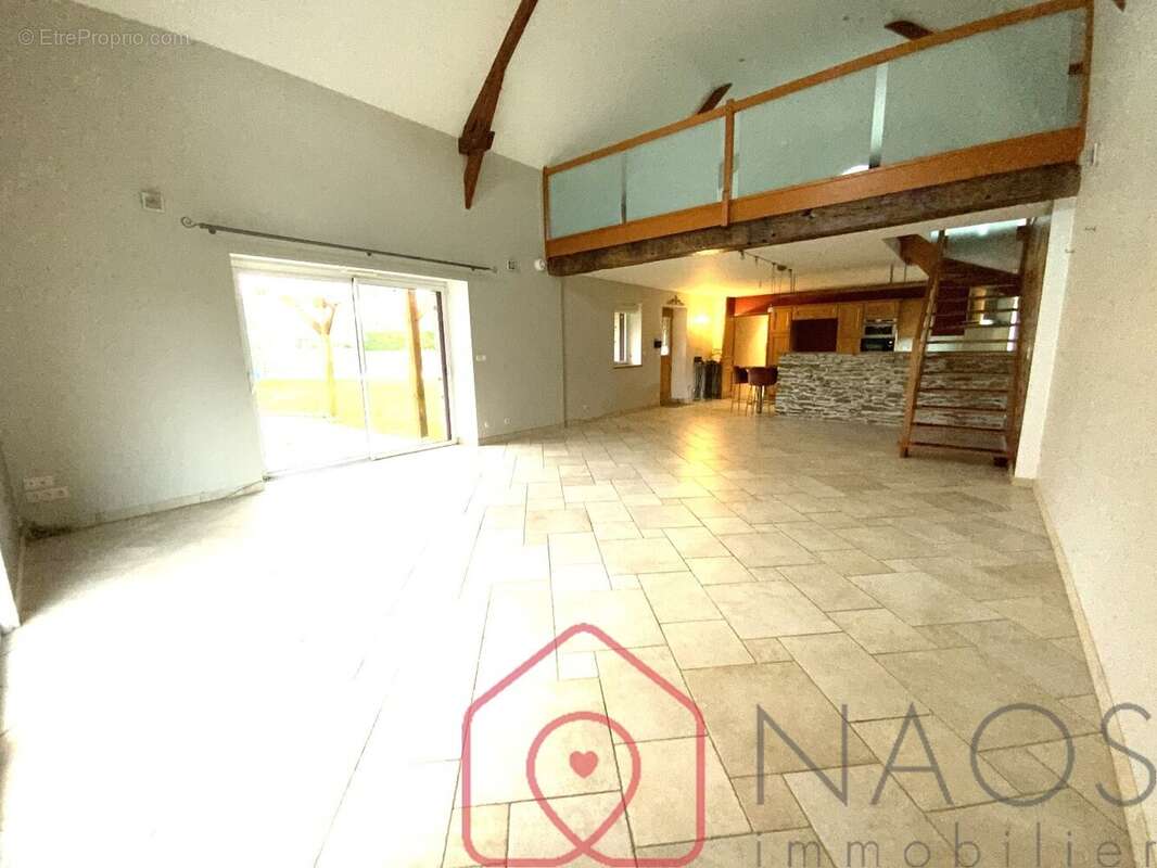 Maison à GRANDCHAMPS-DES-FONTAINES