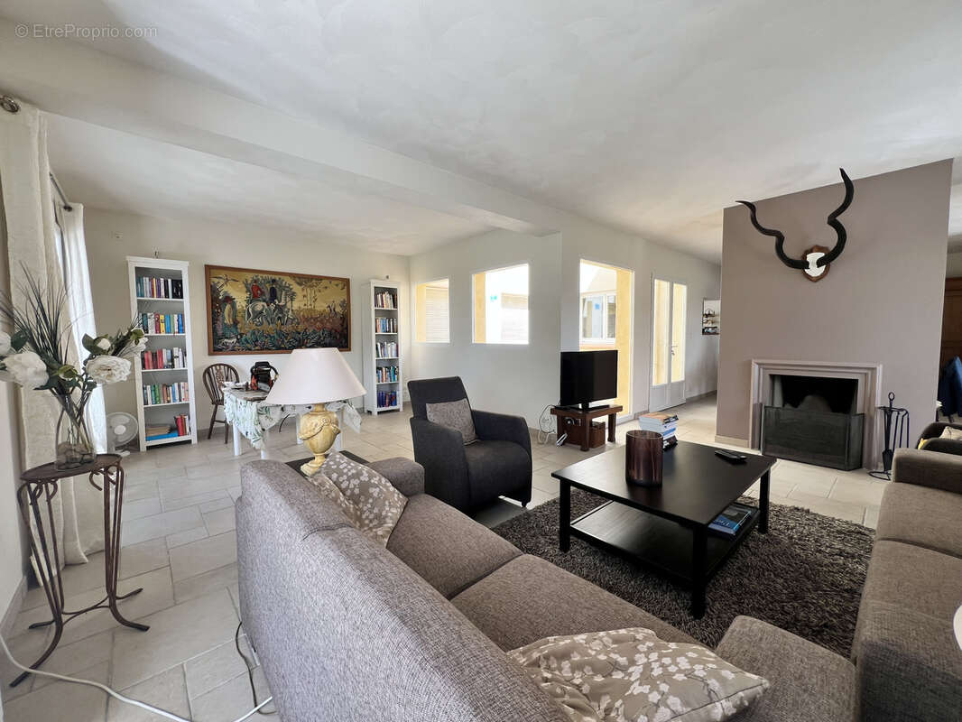 Maison à DRAGUIGNAN