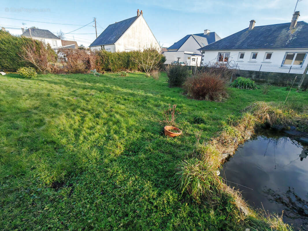 Terrain à GRANVILLE