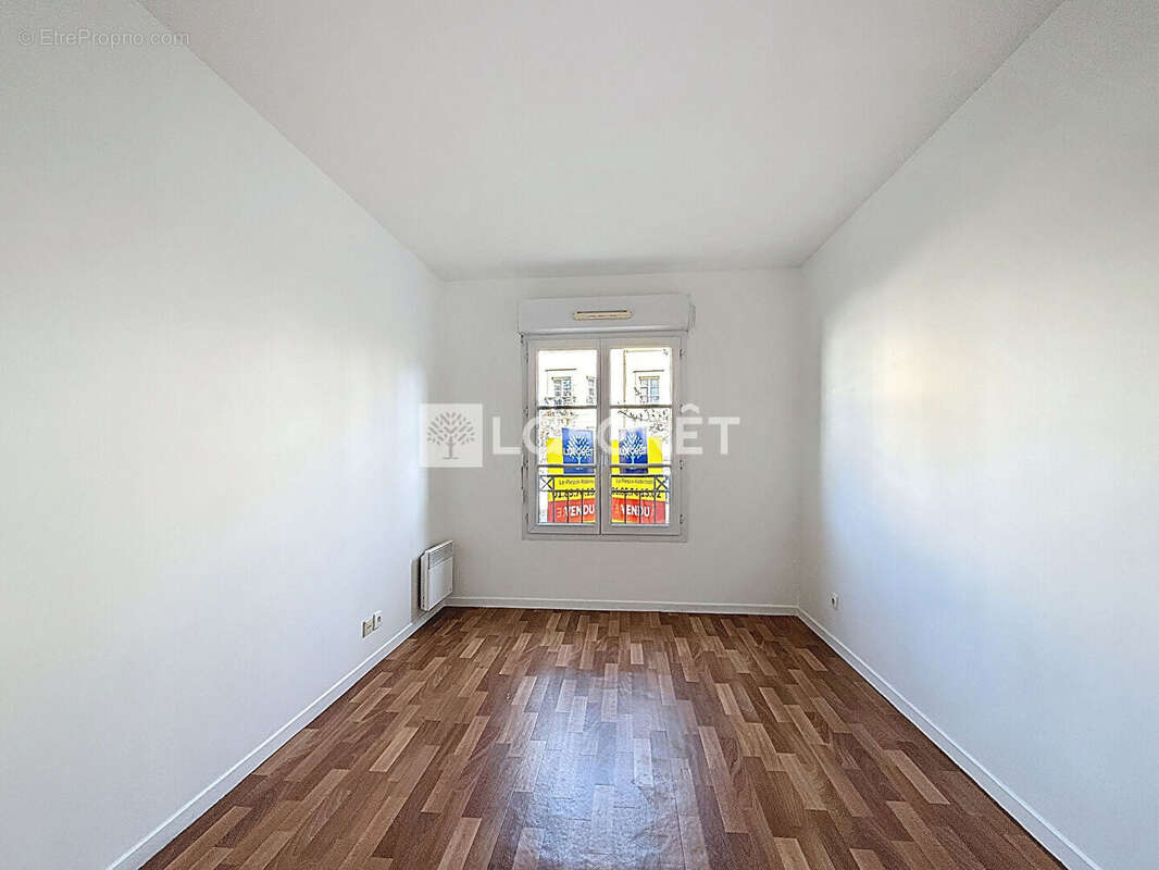 Appartement à LE PLESSIS-ROBINSON