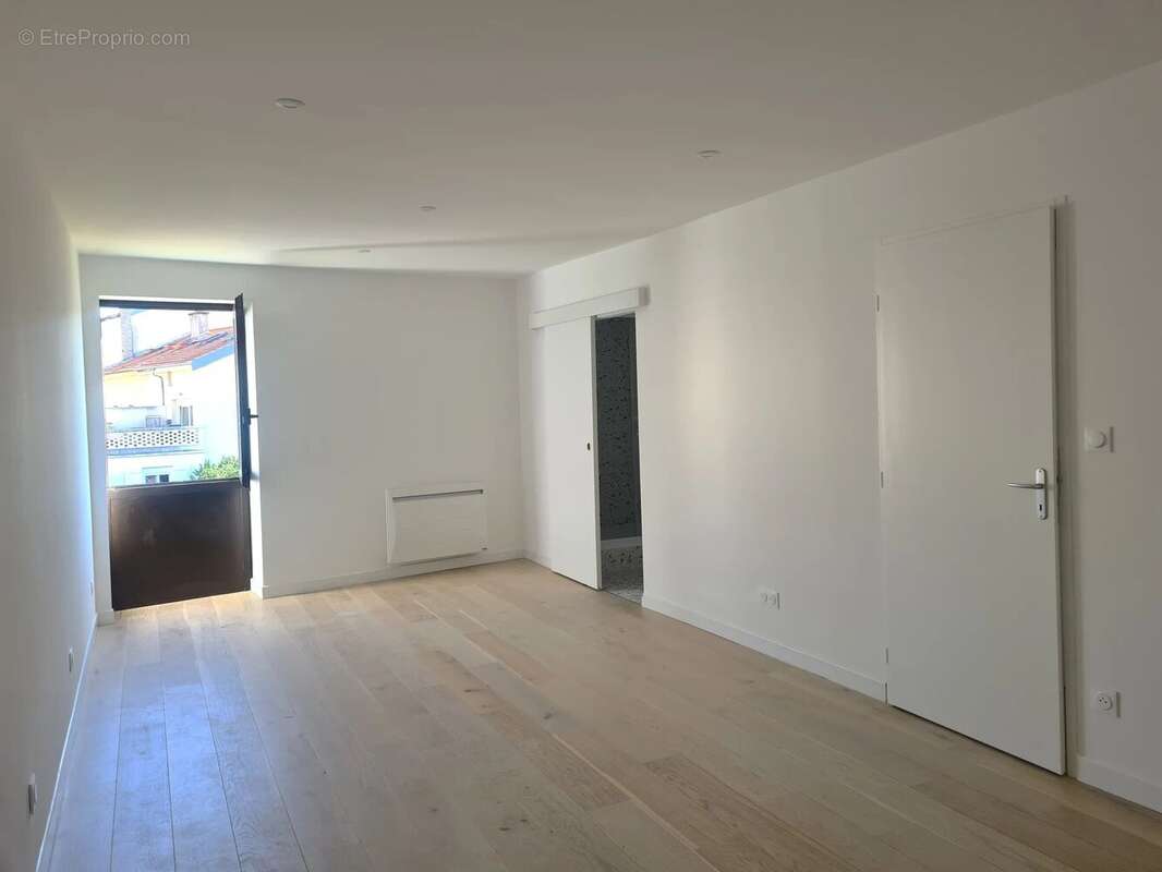 Appartement 142 m² à Nancy  - photo 9