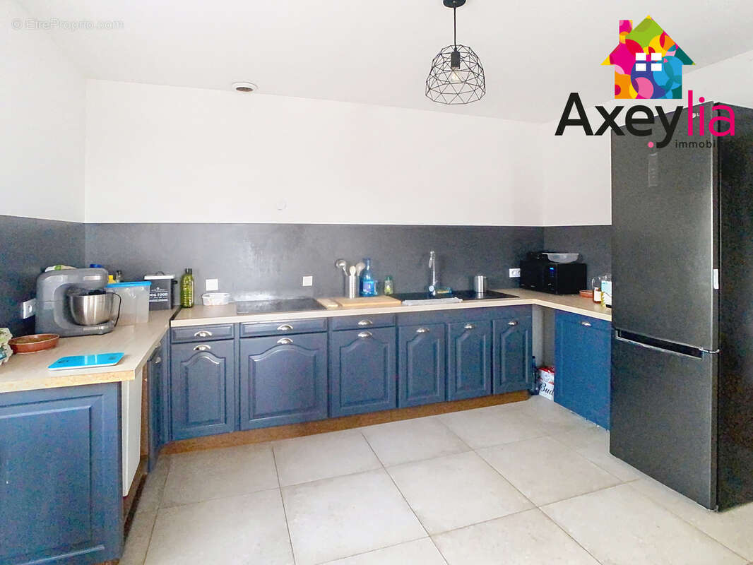 Maison à LA PACAUDIERE