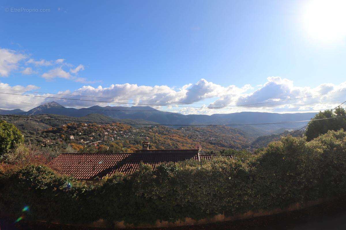Maison à BERRE-LES-ALPES