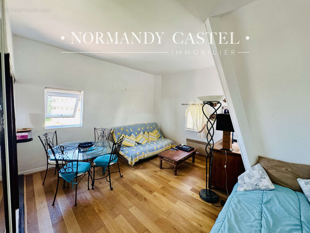 Appartement à TROUVILLE-SUR-MER