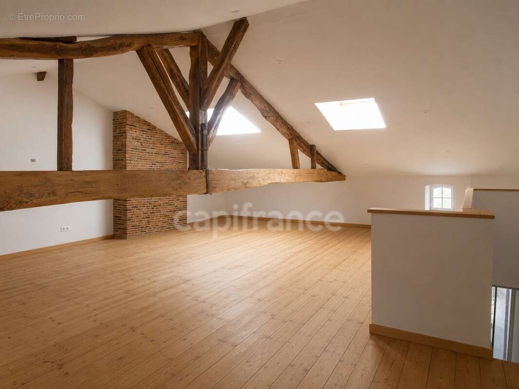 Demeure d'exception au coeur de l'ancienne rue Royale, 6 pièces, 290 m2 avec petit patio  (32) - photo 40