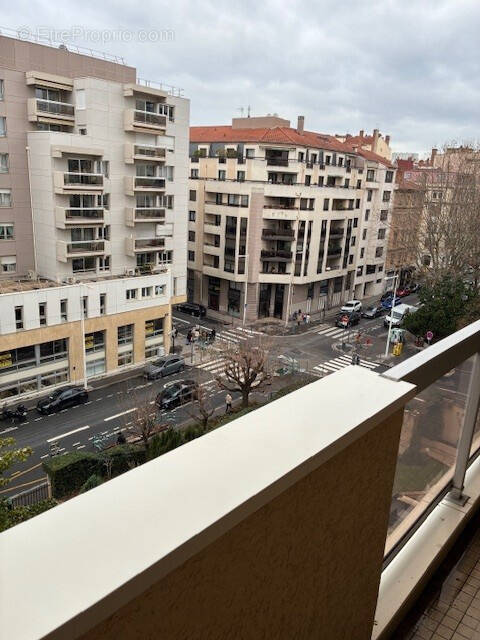 Appartement à LYON-6E