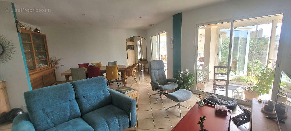 Maison à GINESTAS