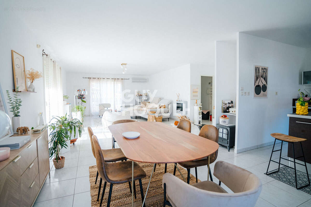 Appartement à VILLENEUVE-DE-LA-RAHO