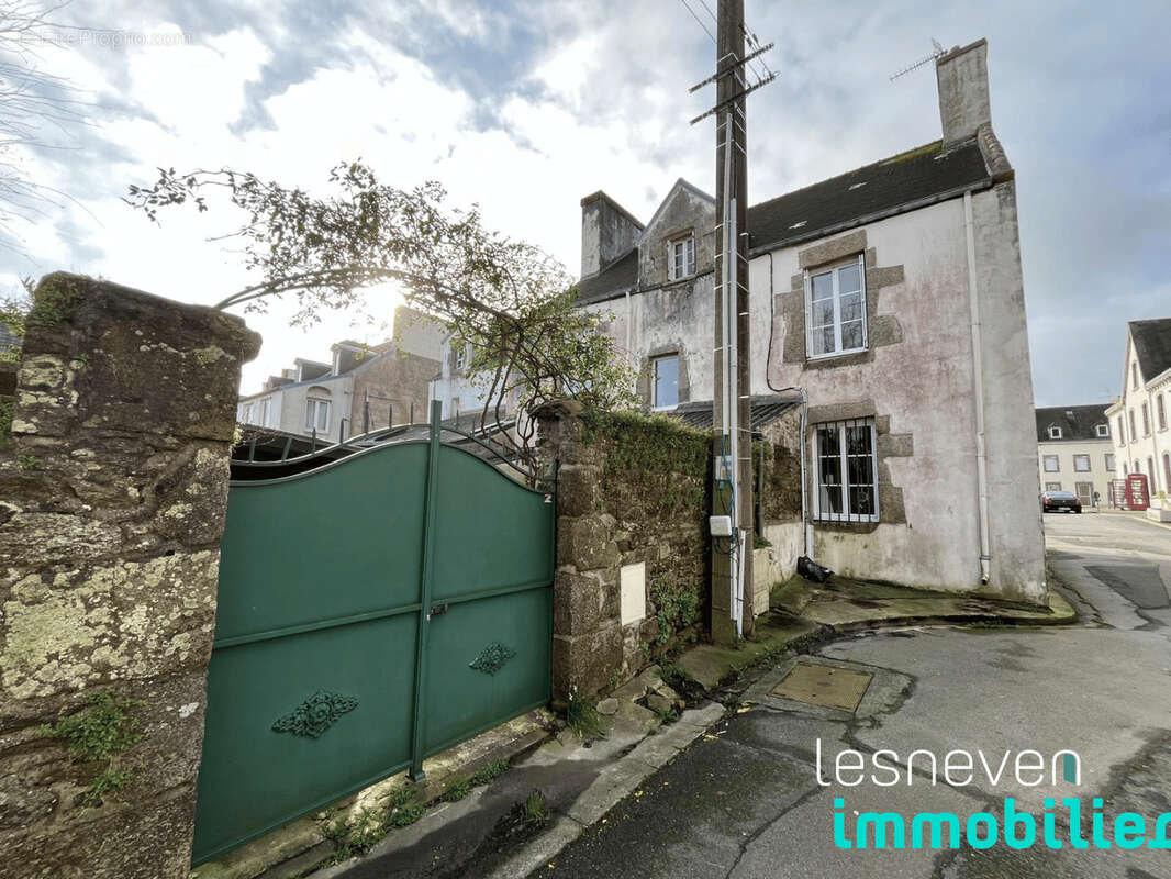 Maison à LESNEVEN