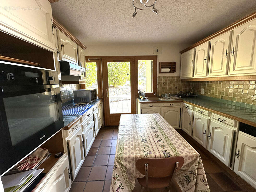 Maison à BORMES-LES-MIMOSAS