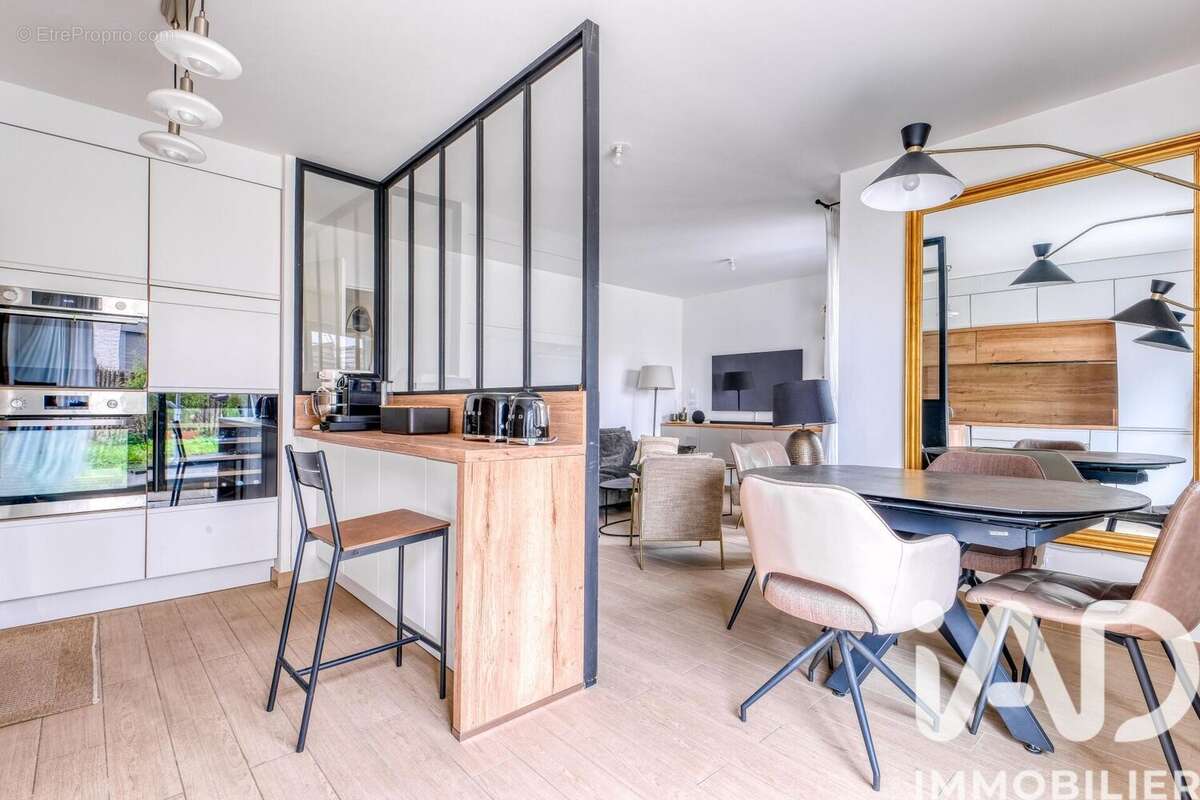 Photo 7 - Appartement à BESSANCOURT