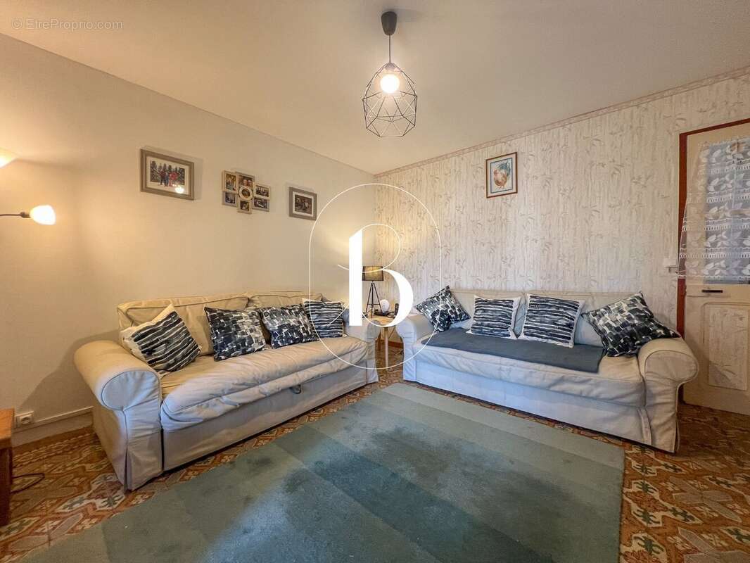 Maison à GOUDARGUES