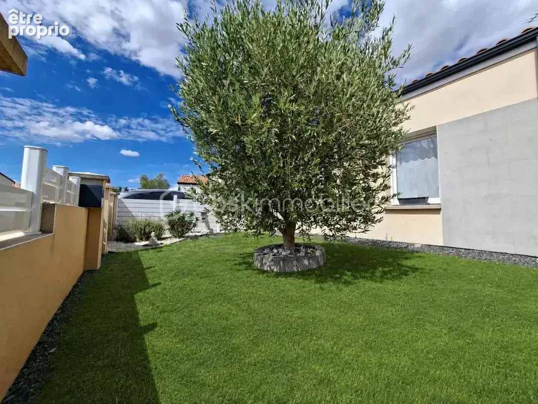 Maison T4 au calme en parfait état - photo 4