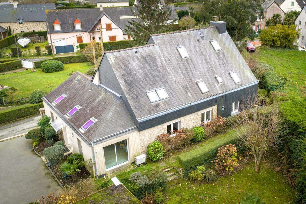 Maison à SAINT-BRIAC-SUR-MER