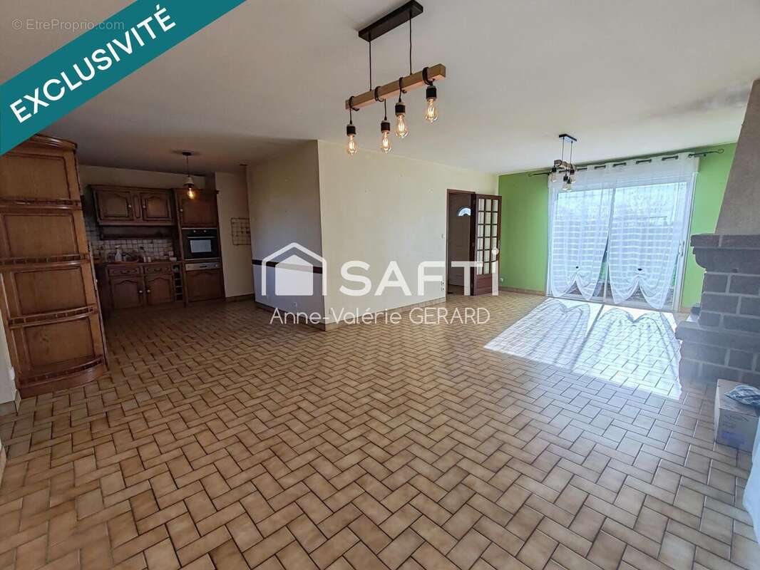 Photo 2 - Maison à SAINT-MARTIN-DE-LANDELLES