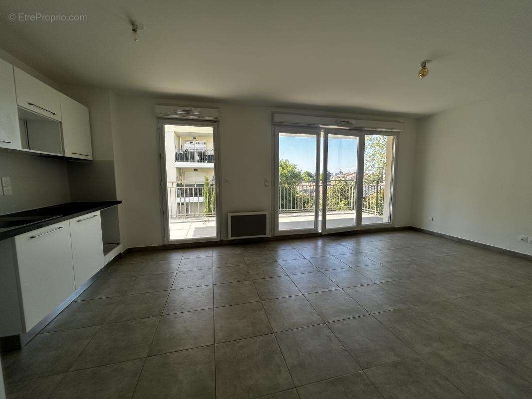 Appartement à MARSEILLE-9E