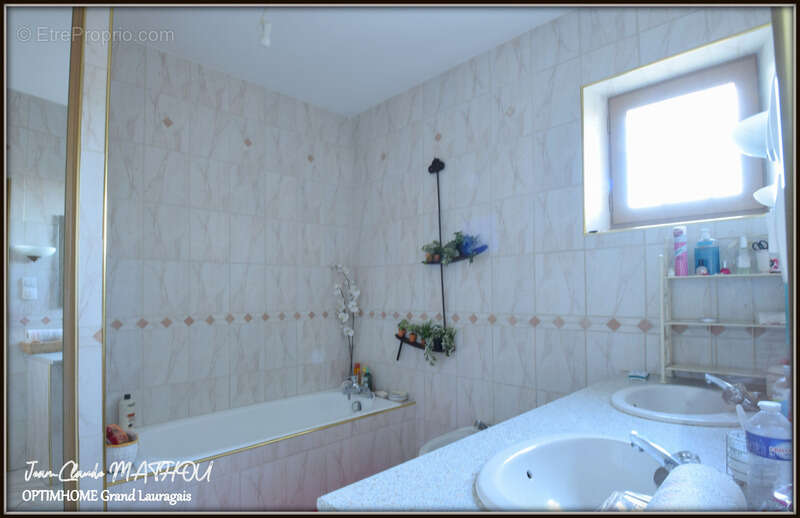 Maison à SALLES-SUR-L'HERS