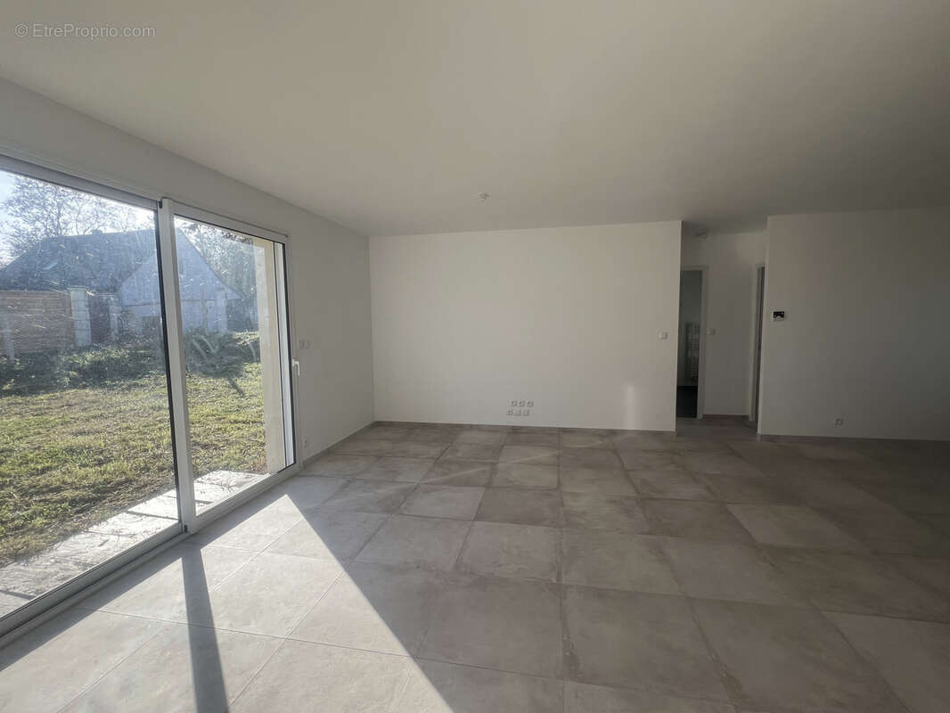 Maison à BALLAN-MIRE