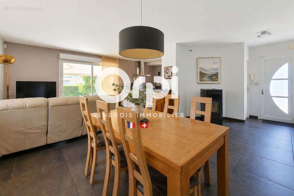 Maison à CRANVES-SALES