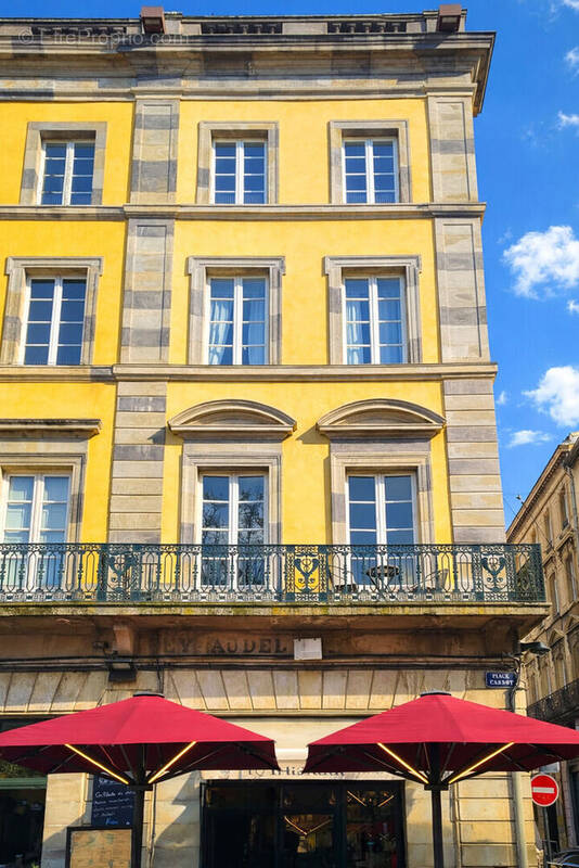 Facade - Appartement à CARCASSONNE