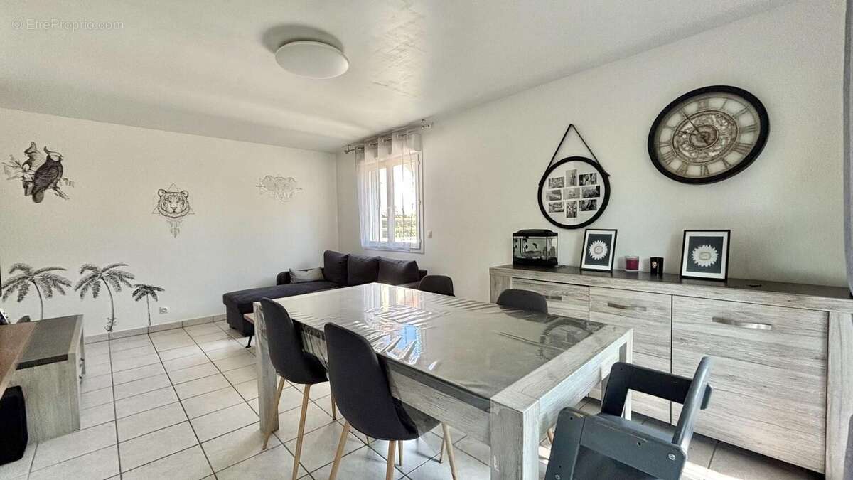 Appartement 64 m² à La Balme-De-Sillingy  - photo 4