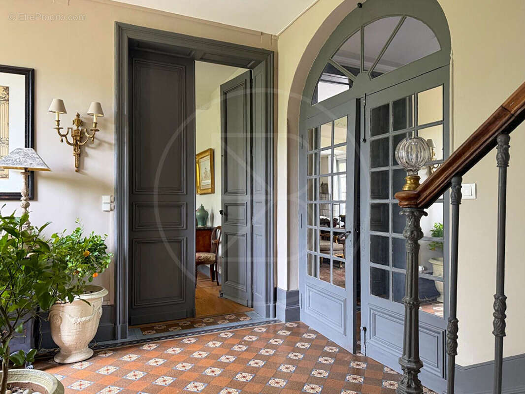 Élégante maison de maître à 20 minutes de Libourne et de Saint-Émilion - photo 4