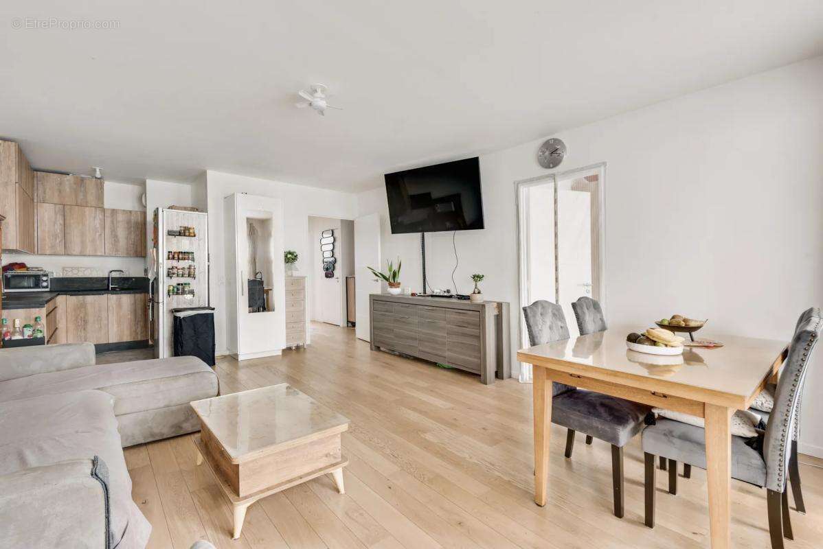 Appartement à CLICHY