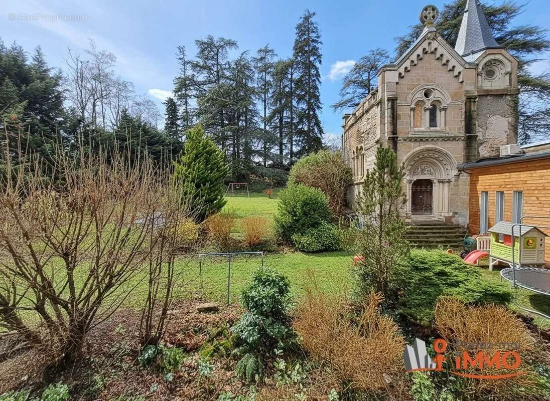 Appartement à ROCHE-LA-MOLIERE