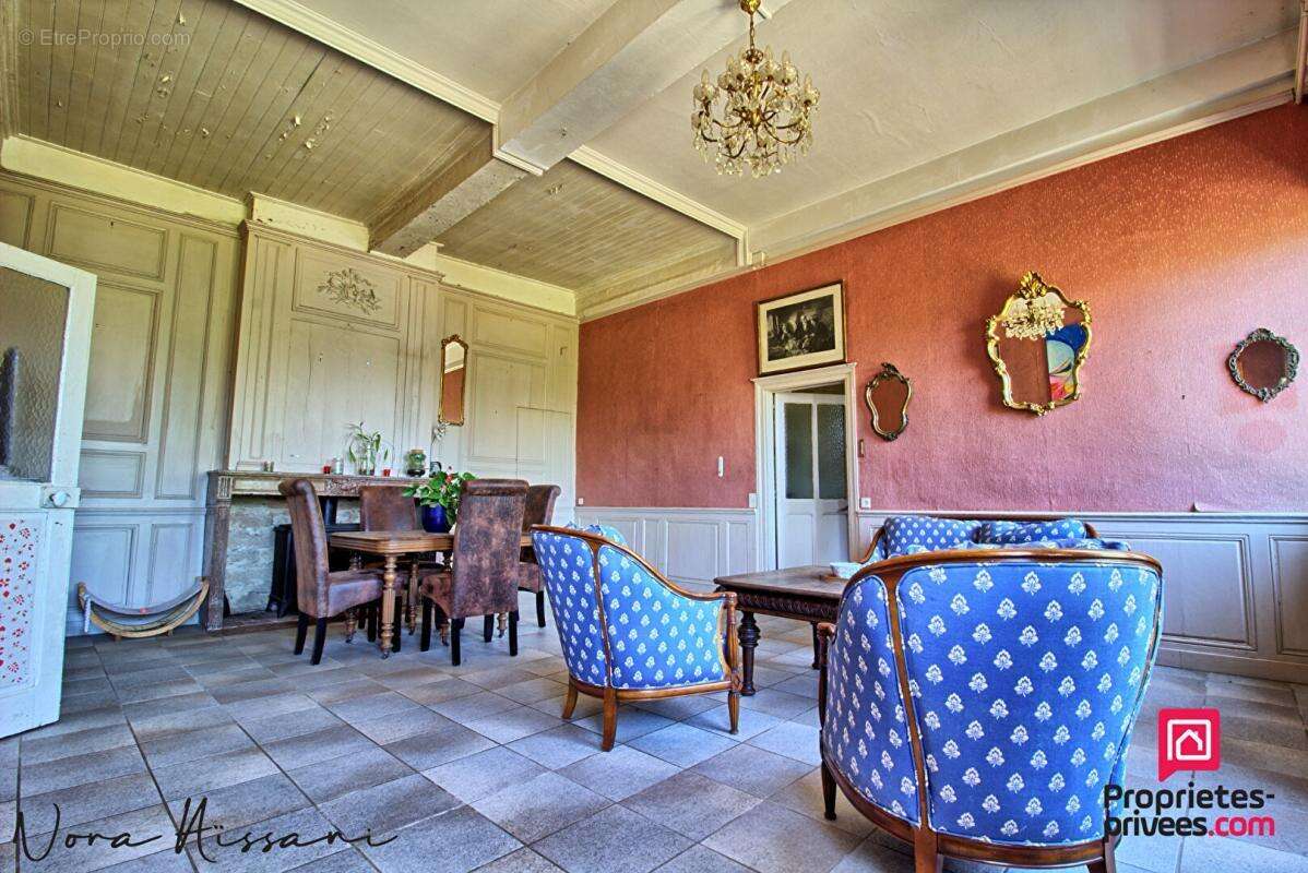 Maison  213 m2 - photo 7