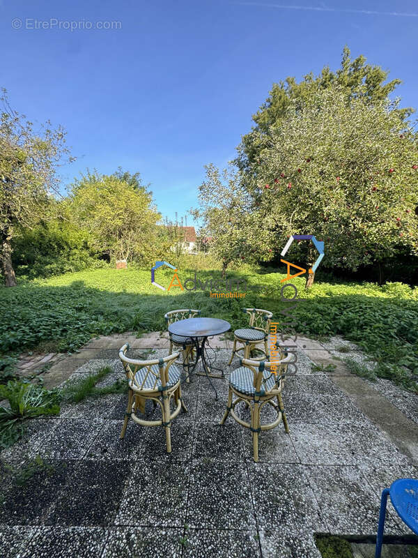 Maison à VIELS-MAISONS