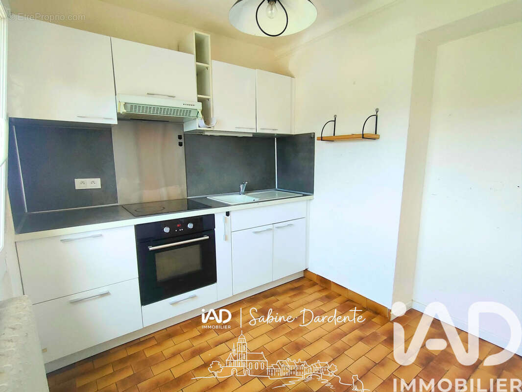 Maison 85 m² à Brevans  - photo 3