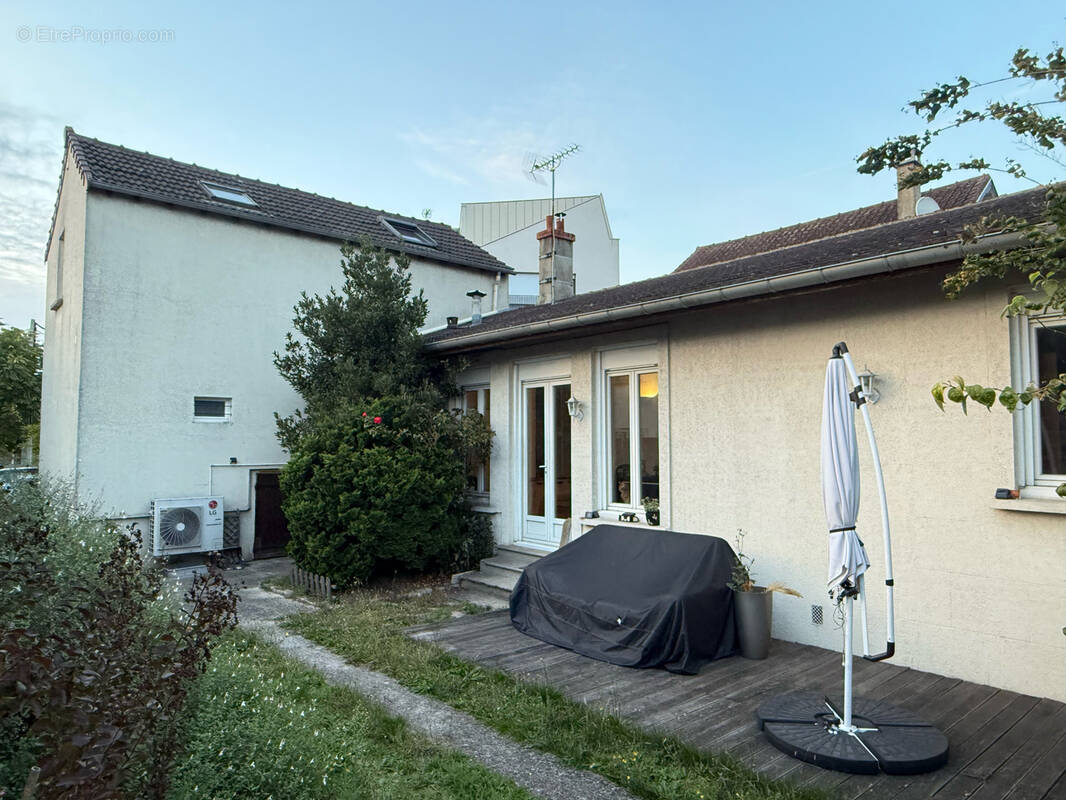 Maison à CONFLANS-SAINTE-HONORINE