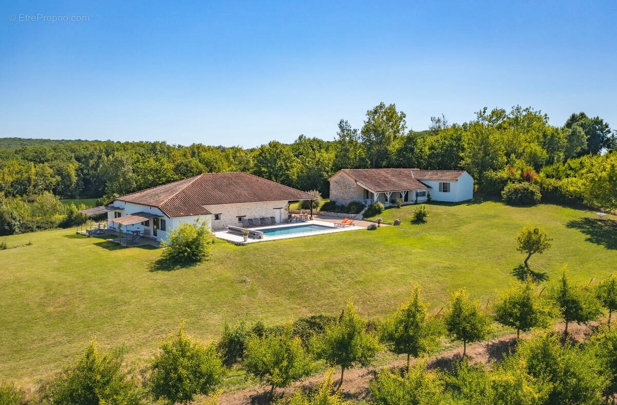Maison à LA SAUVETAT-SUR-LEDE