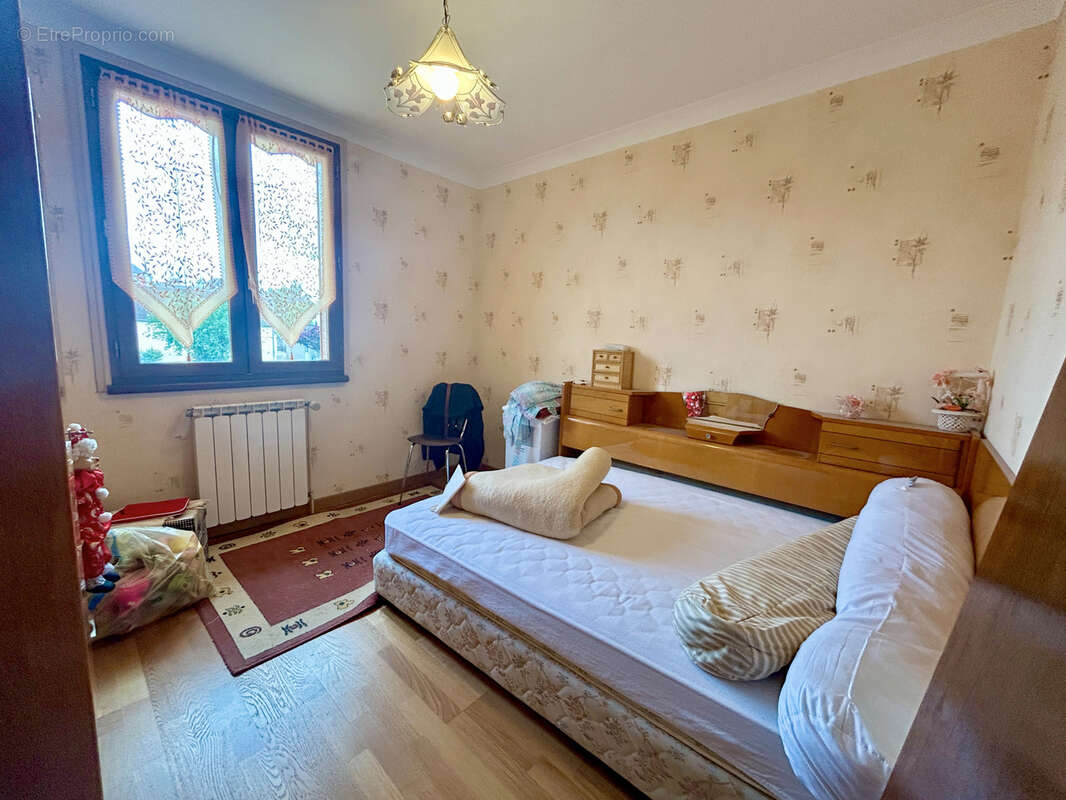 Maison à COMMENTRY