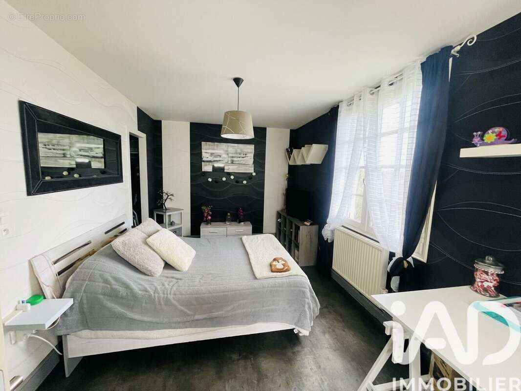 Maison 120 m² à Ladignac-Sur-Rondelles  - photo 6