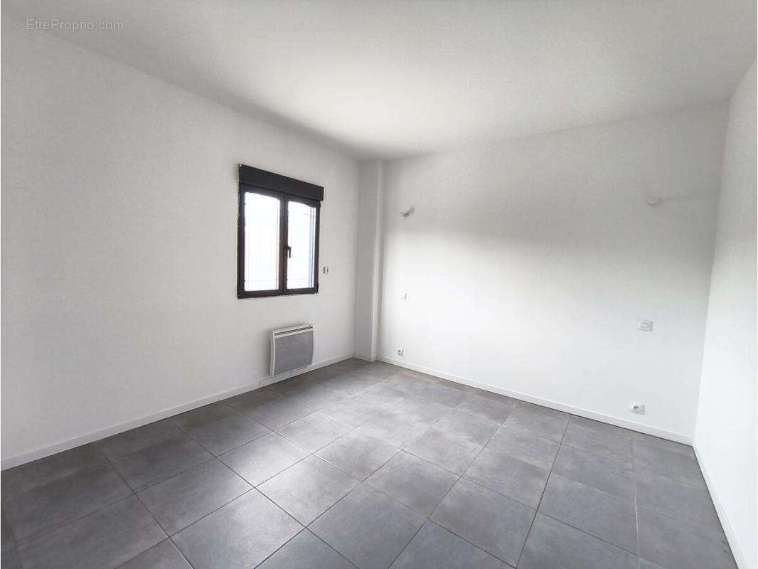 Appartement à MARSEILLE-15E