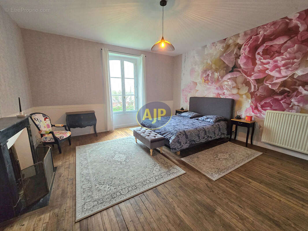 Maison à GUEMENE-PENFAO