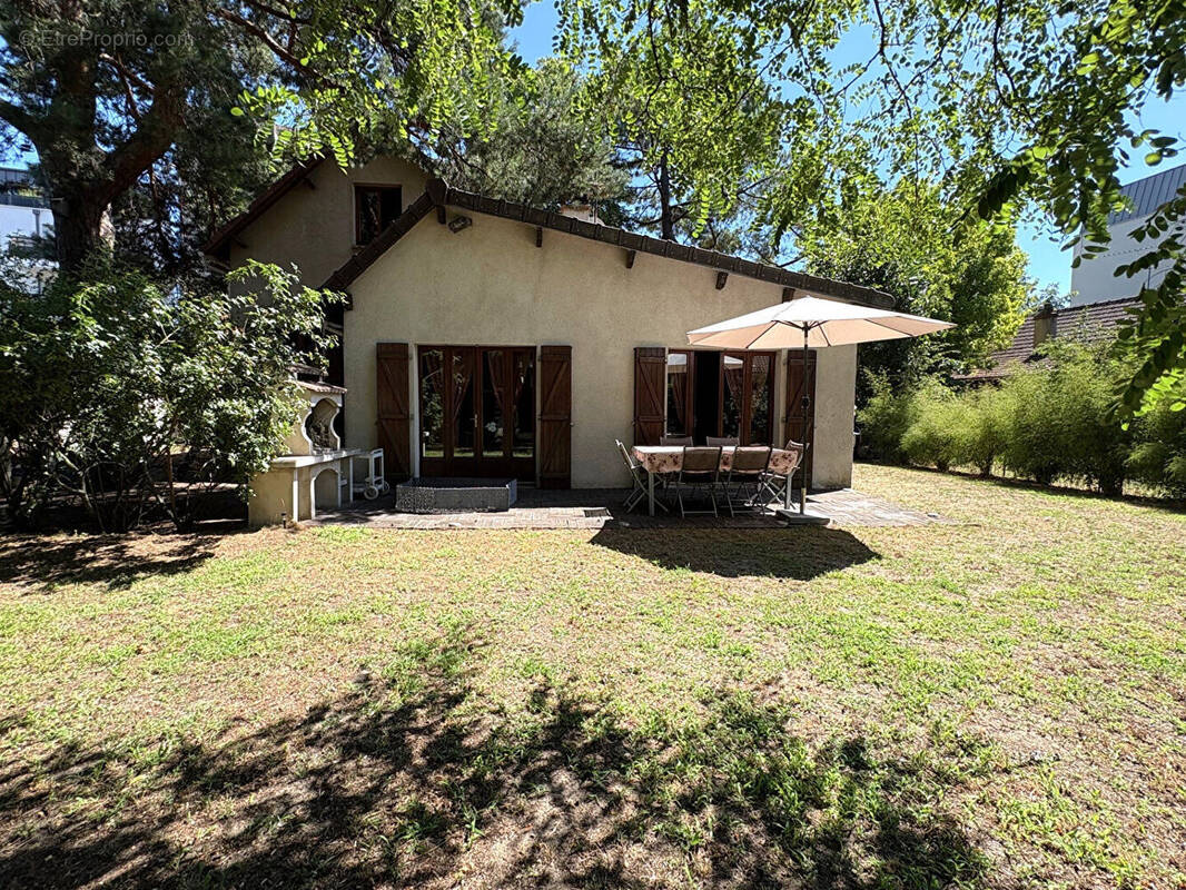 Maison à CONFLANS-SAINTE-HONORINE