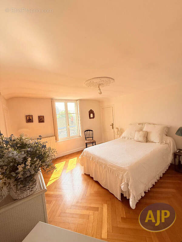 Maison à CASTELNAU-DE-MEDOC